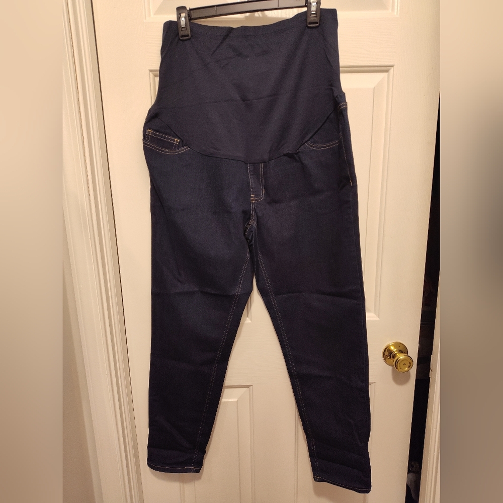 Time and Tru Maternity Jeggings